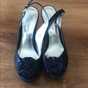 Antonio Melanie Black 9.5 Slingbacks